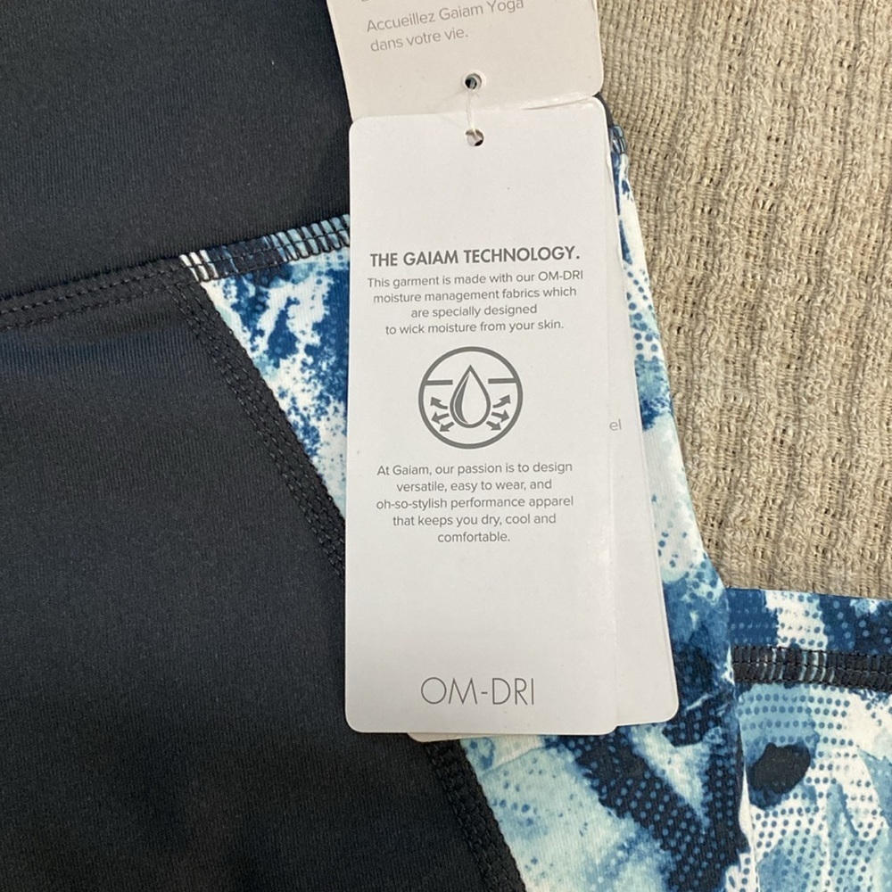 GAIAM 7/8 Leggings. Size XS - Picture 6 of 8